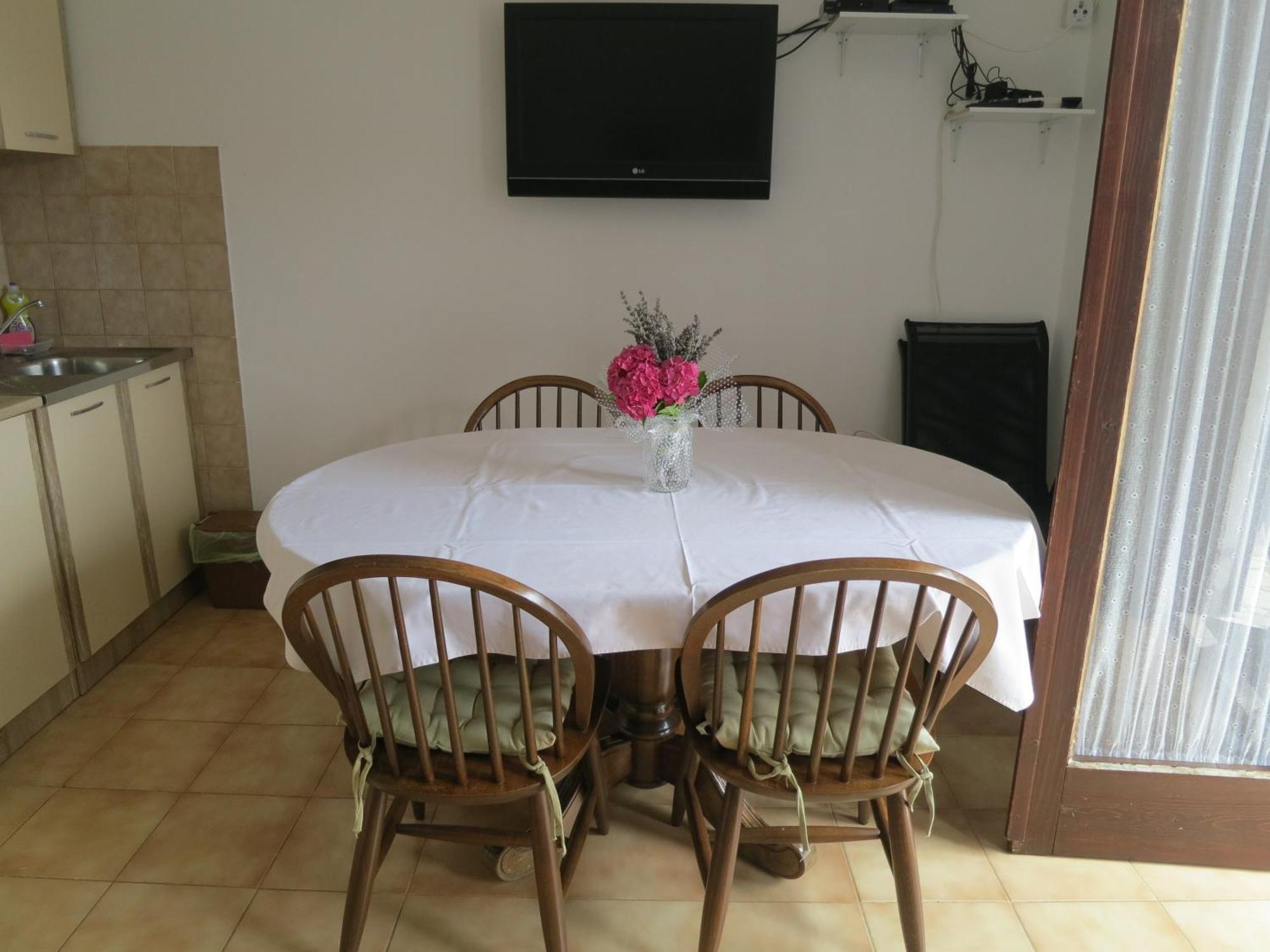Apartment Josipa Malinska Rom bilde