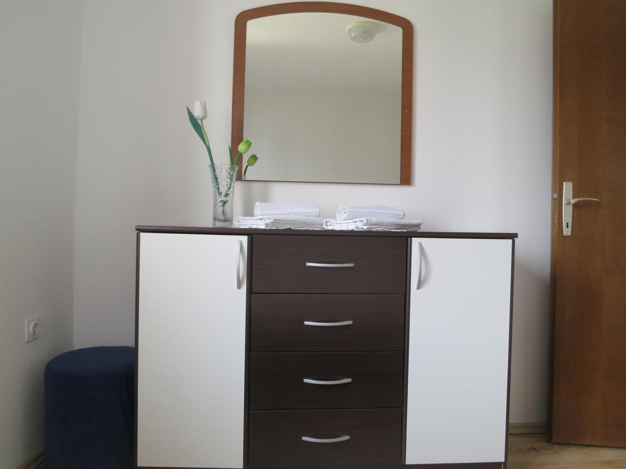 Apartment Josipa Malinska Rom bilde