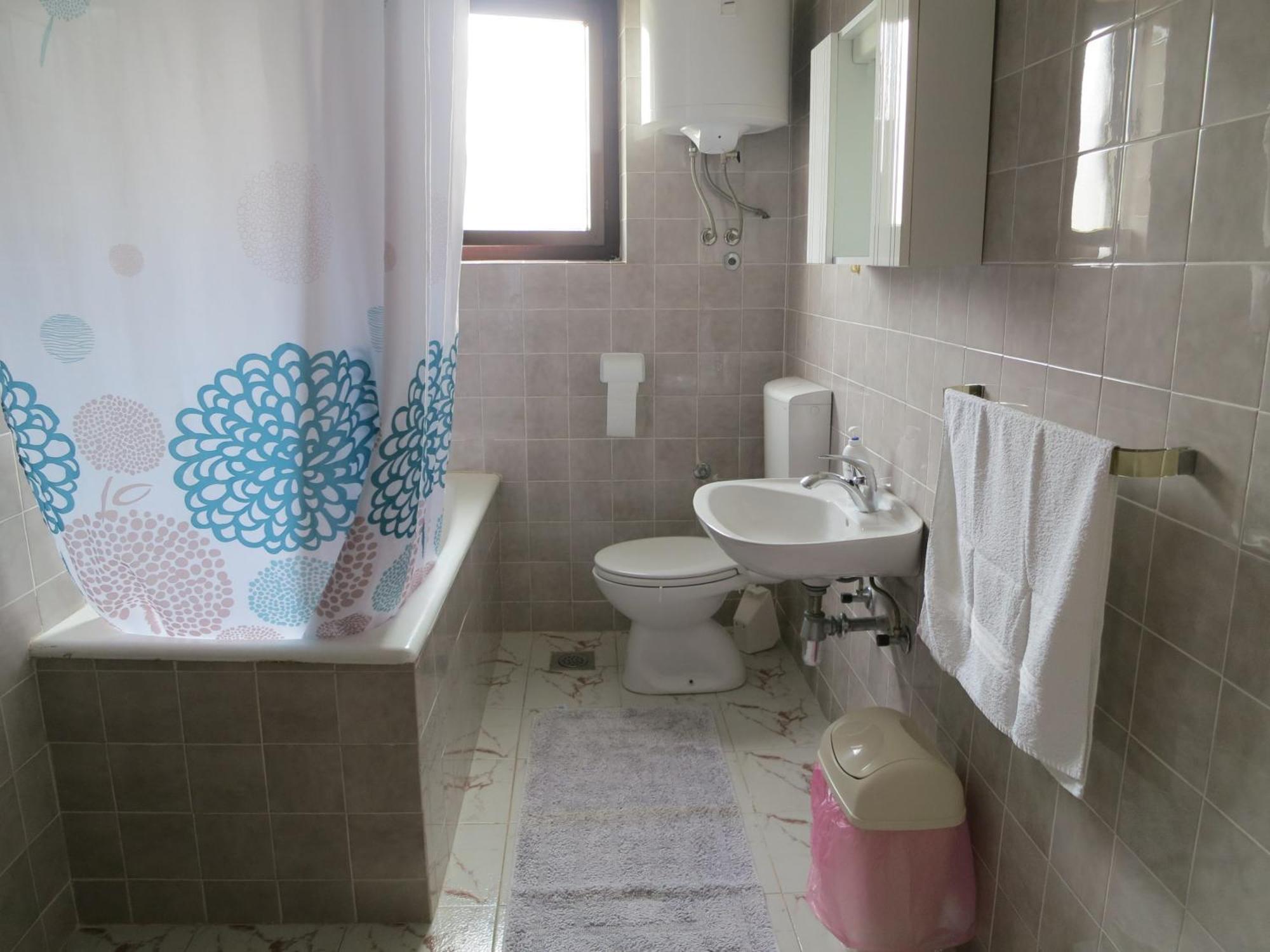 Apartment Josipa Malinska Rom bilde